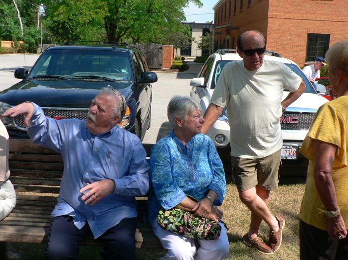 The Walls & Paladinos waiting for the bus